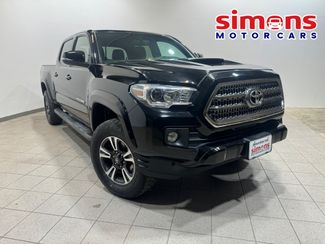 2017 Toyota Tacoma DOUBLE CAB TRD SPORT in Bedford, OH 44146